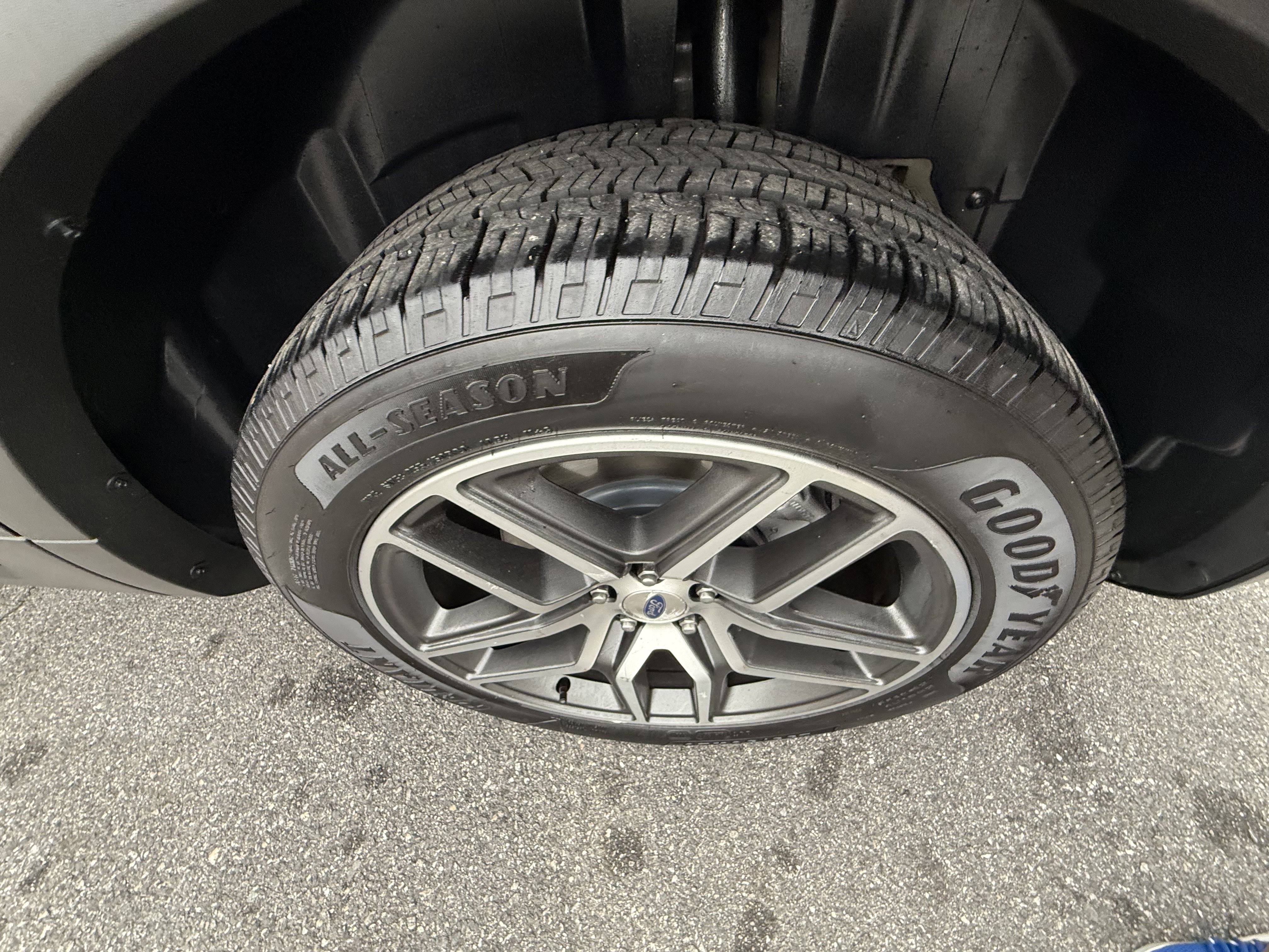 Used 2017 Ford Explorer Sport w/ Equipment Group 401A image 44