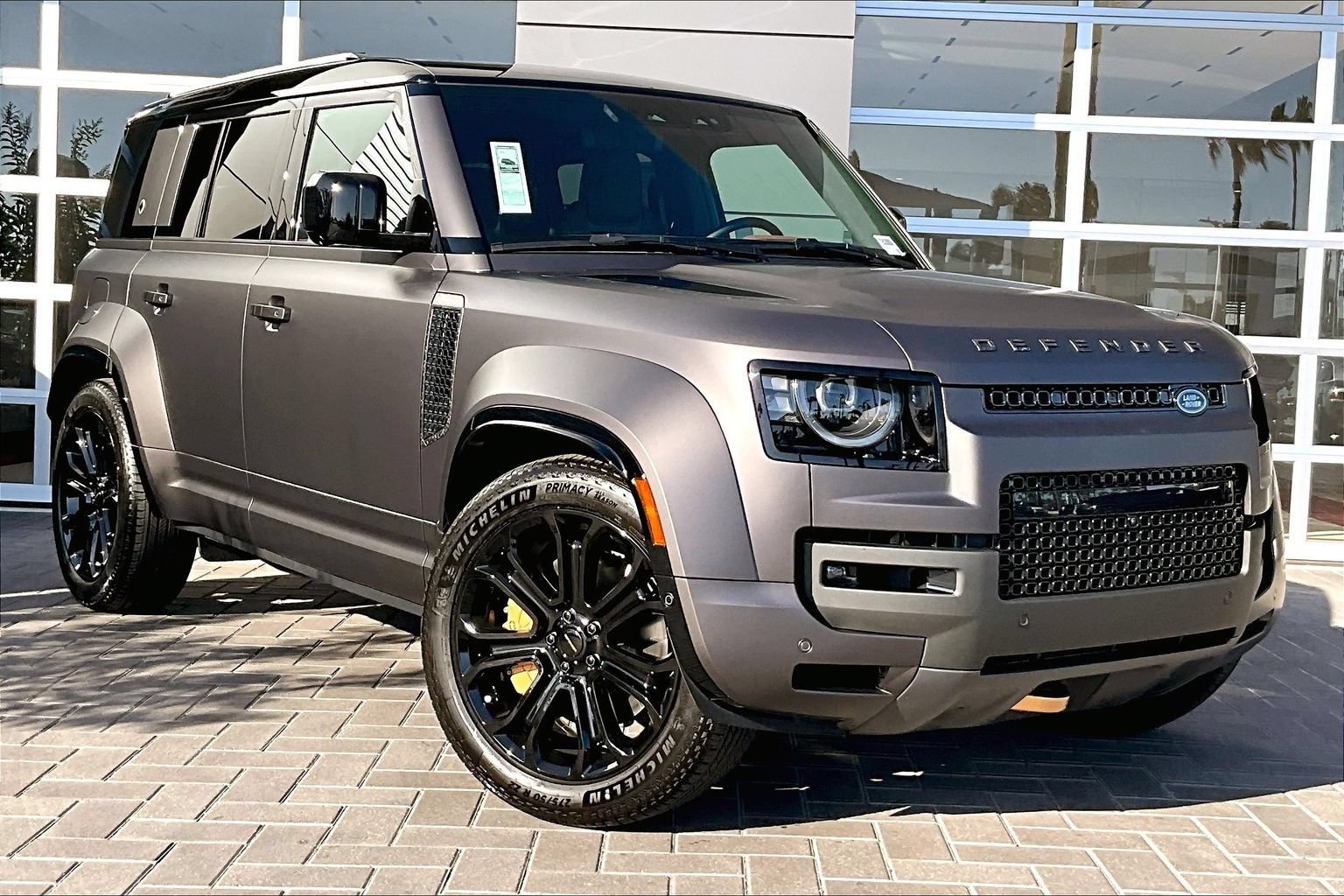 New 2026 Land Rover Defender 110 OCTA AWD/4WD image 2