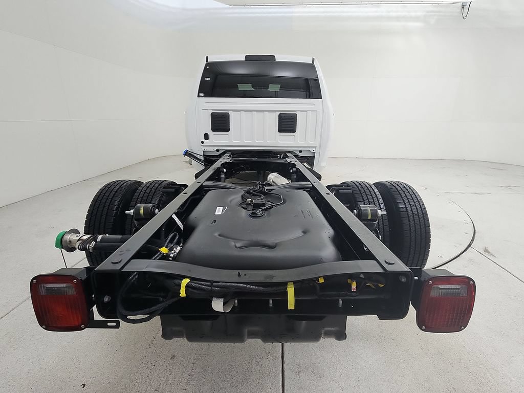 New 2026 RAM 3500 Tradesman w/ Chrome Appearance Group A AWD/4WD image 7