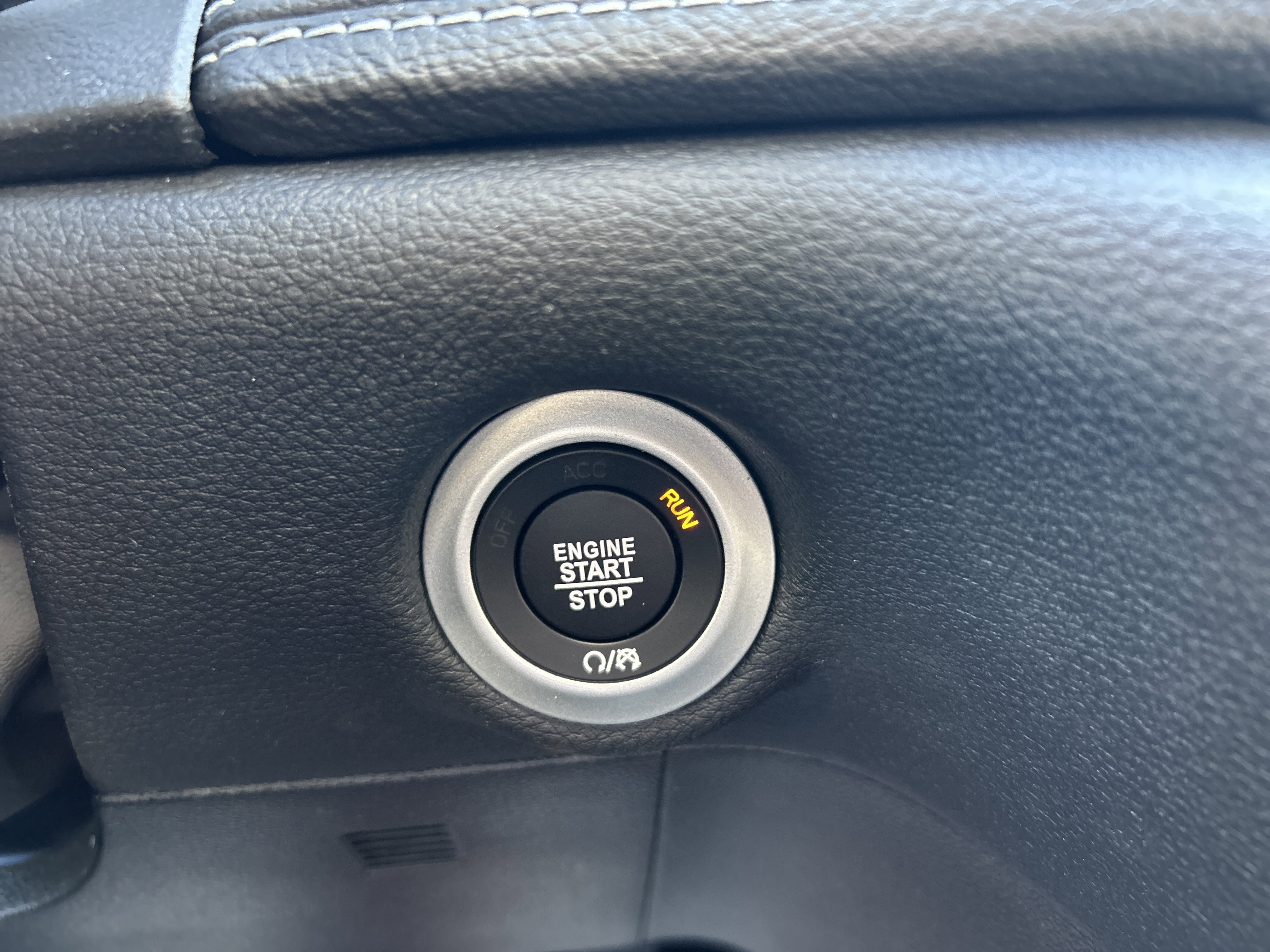 New 2026 Chrysler Pacifica Select image 45