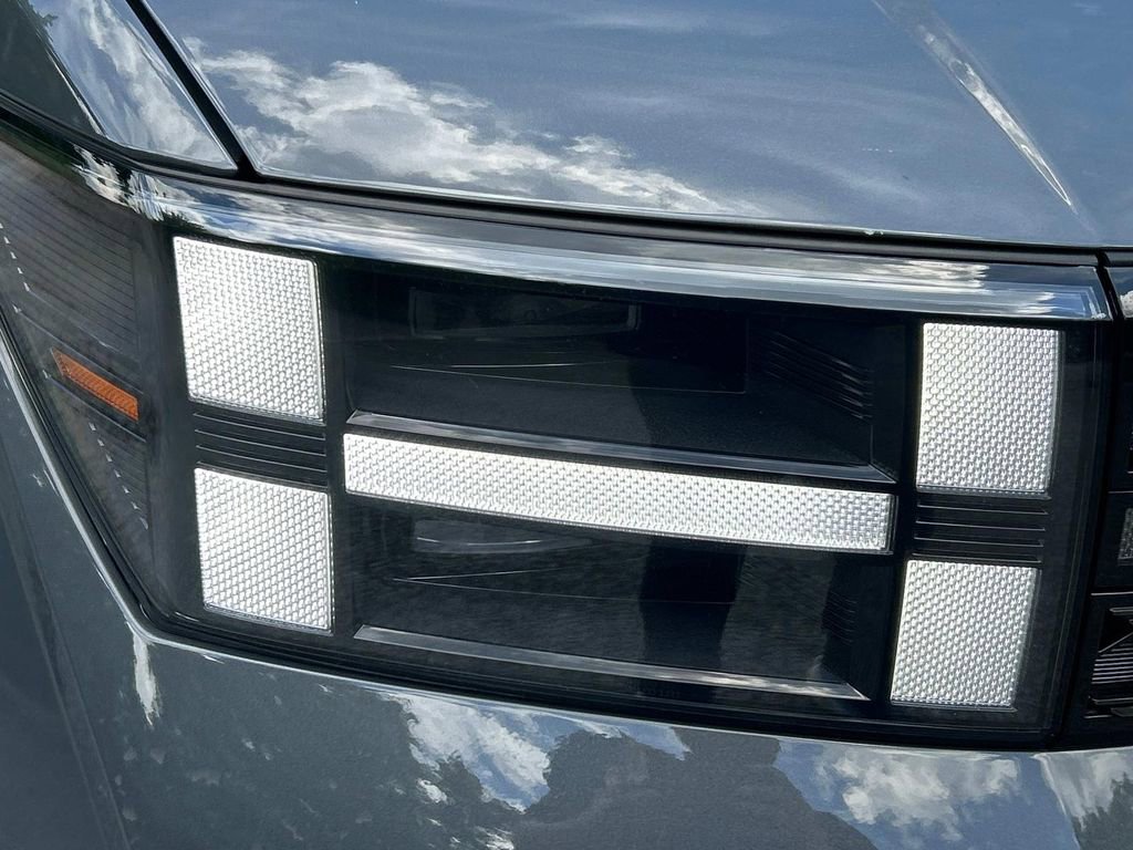 New 2025 Hyundai Santa Fe Calligraphy FWD image 10