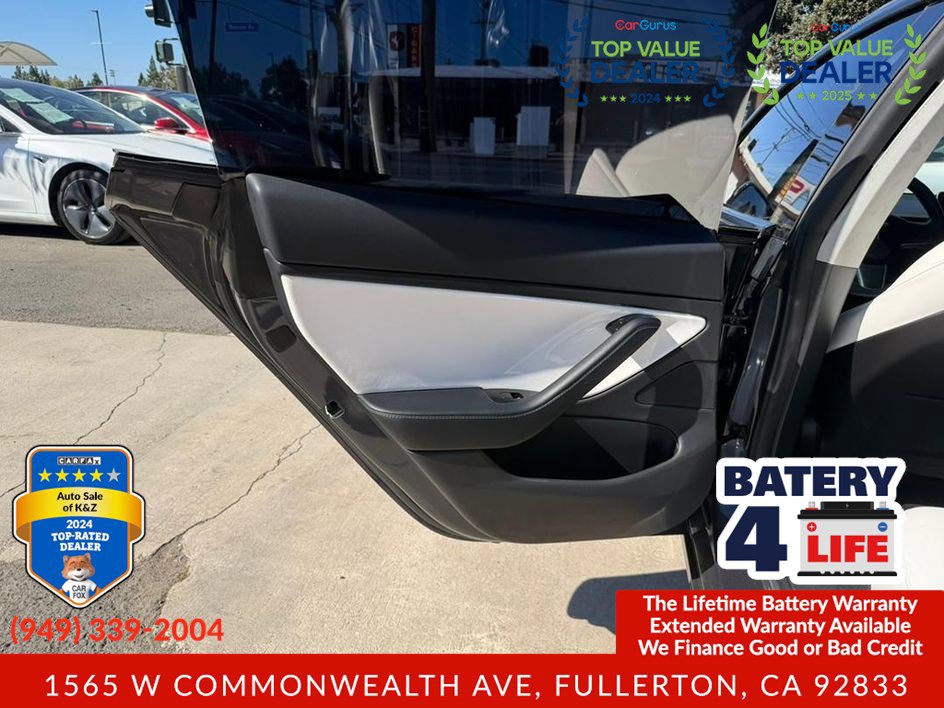 Used 2019 Tesla Model 3 Standard Range Plus image 23