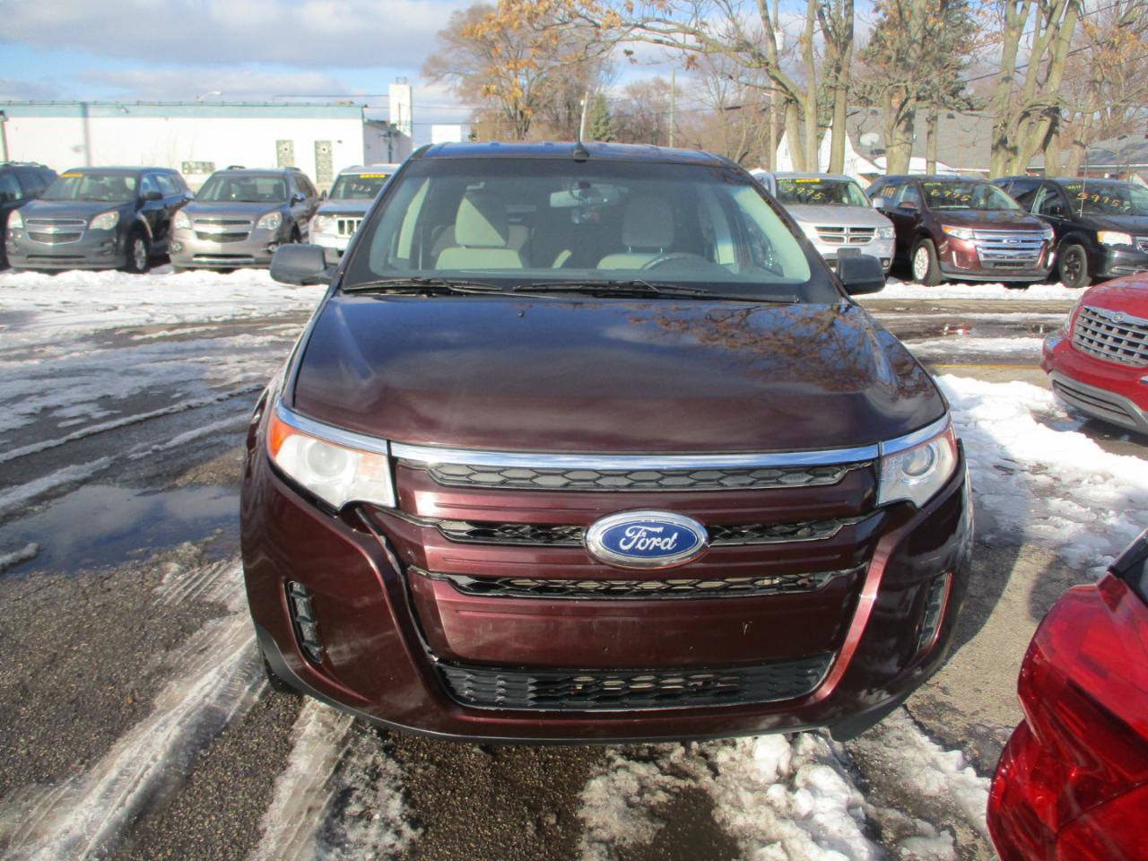 Used 2012 Ford Edge SE image 2