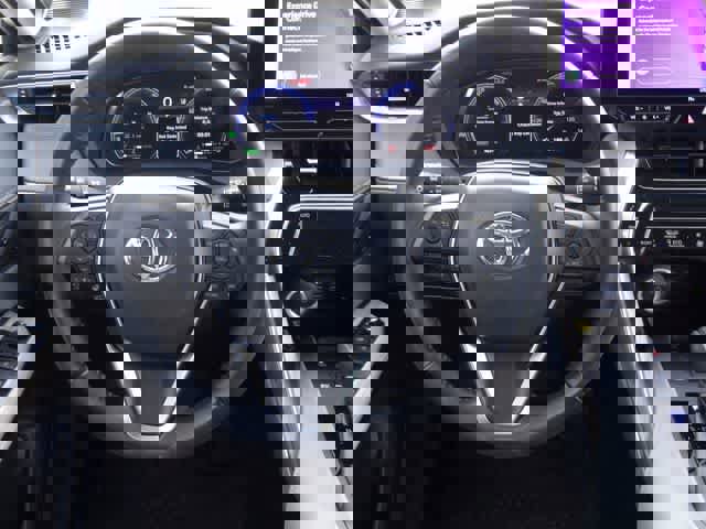 Used 2023 Toyota Venza Limited image 14