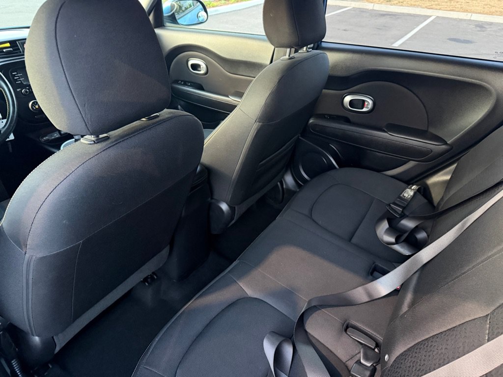Used 2016 Kia Soul + w/ Designer's Package FWD image 13