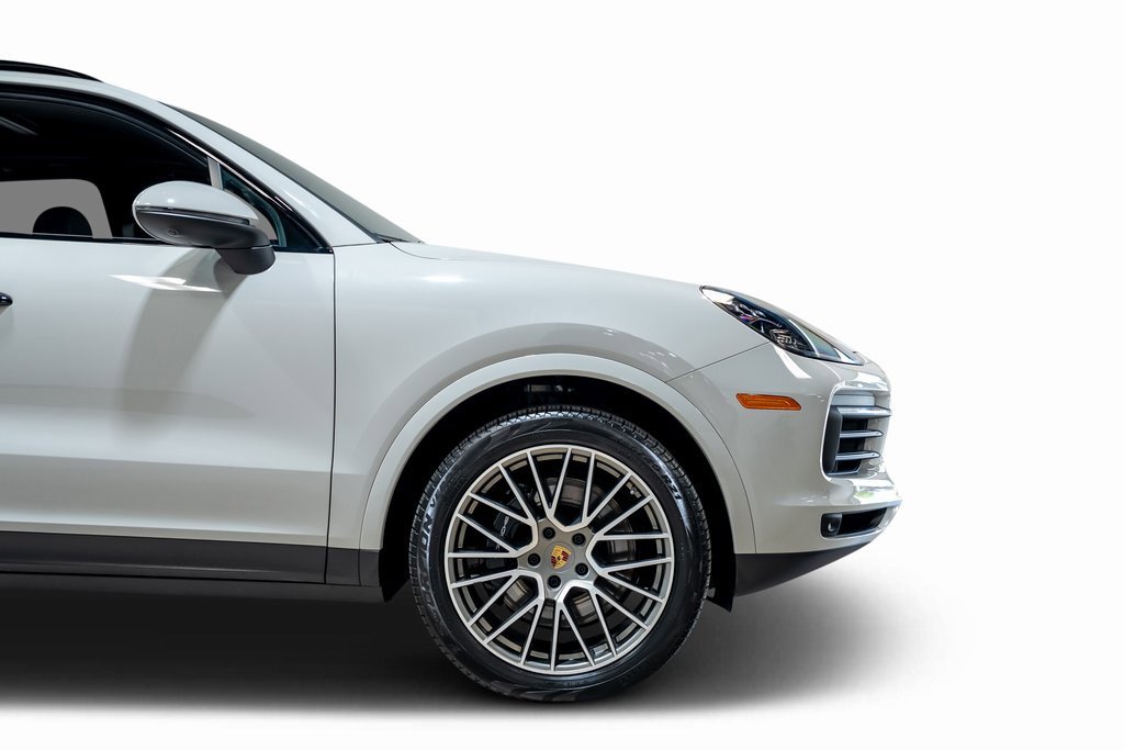 Used 2022 Porsche Cayenne S Platinum image 19