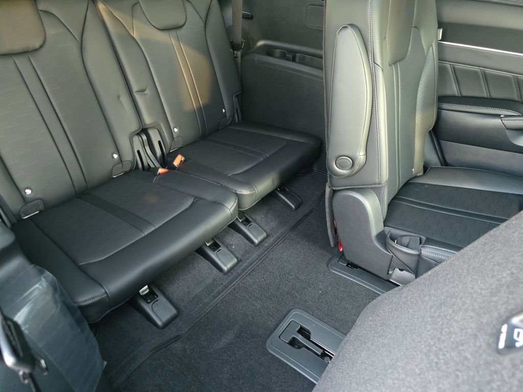 New 2026 Kia Sorento SX image 20