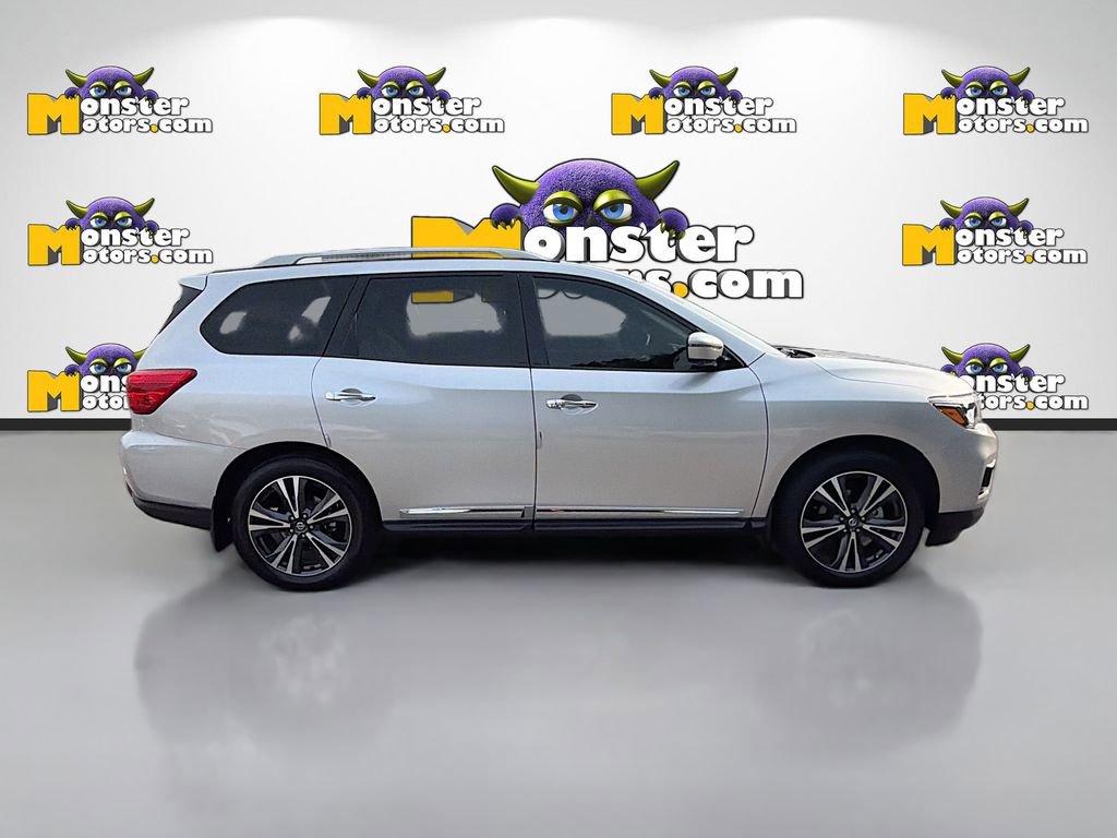 Used 2020 Nissan Pathfinder Platinum image 4