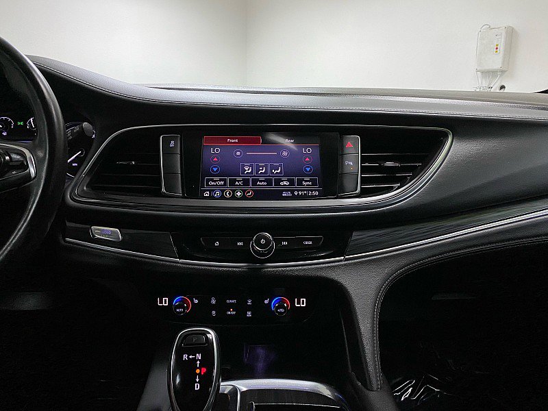 Used 2021 Buick Enclave Preferred image 19