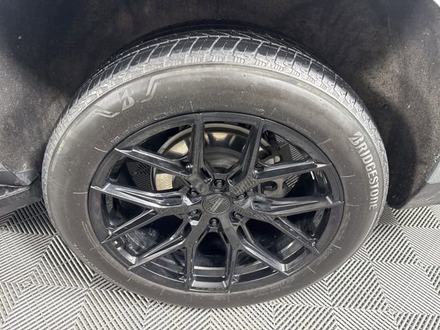 Used 2024 Chevrolet Tahoe RST w/ Luxury Package AWD/4WD image 11