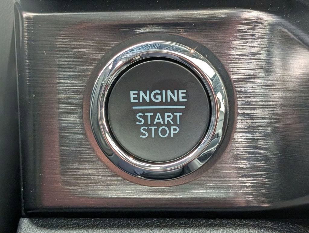New 2026 Ford F250 Lariat w/ Tremor Off-Road Package image 44