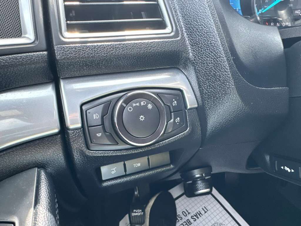 Used 2017 Ford Explorer Sport w/ Equipment Group 401A AWD/4WD image 21