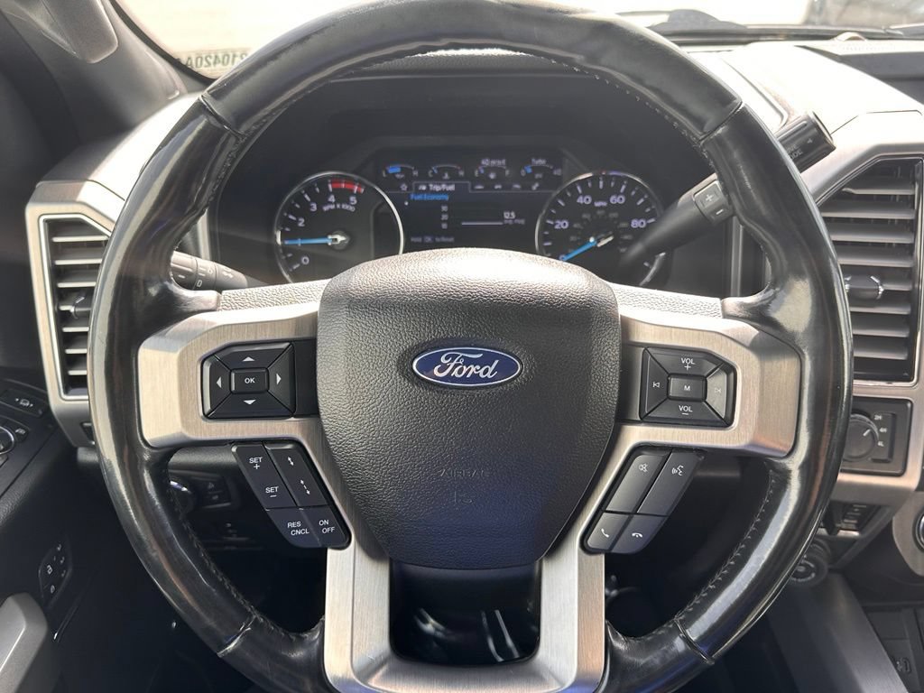 Certified 2020 Ford F350 Platinum w/ Tremor Off-Road Package AWD/4WD image 27