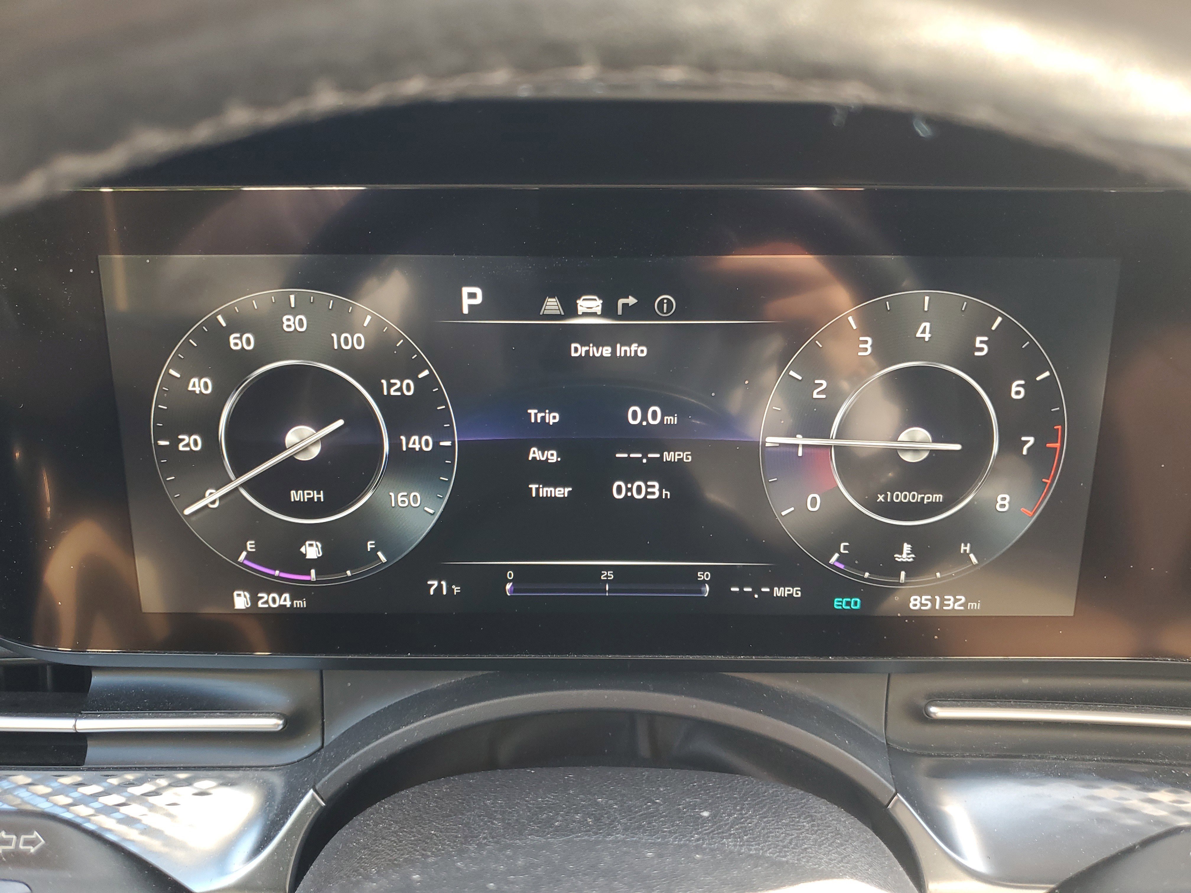 Used 2022 Kia Carnival SX Prestige image 27