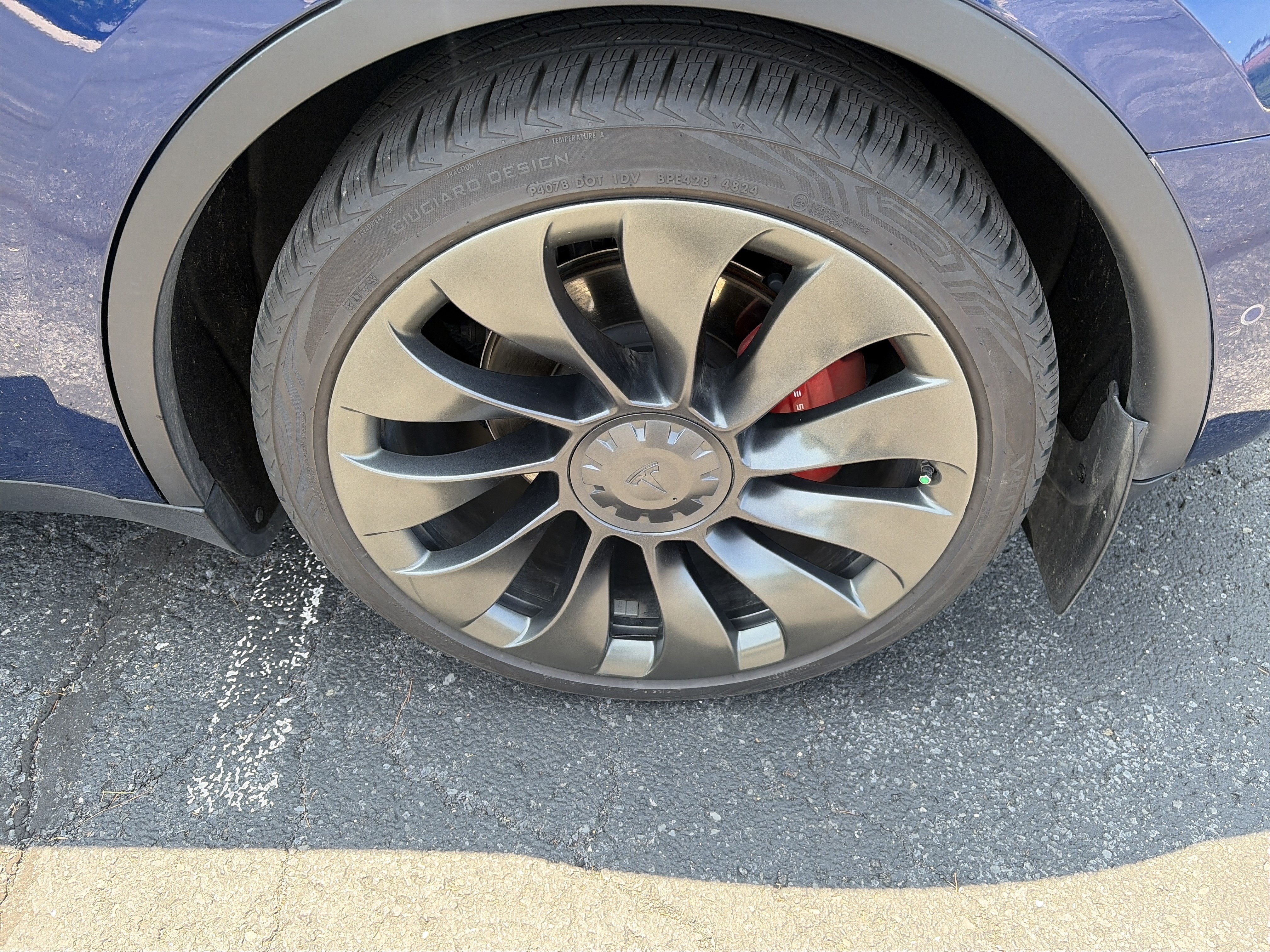 Used 2022 Tesla Model Y Performance AWD/4WD image 11