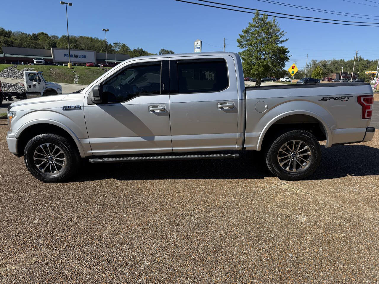 Used 2019 Ford F150 XLT w/ Equipment Group 302A Luxury image 8