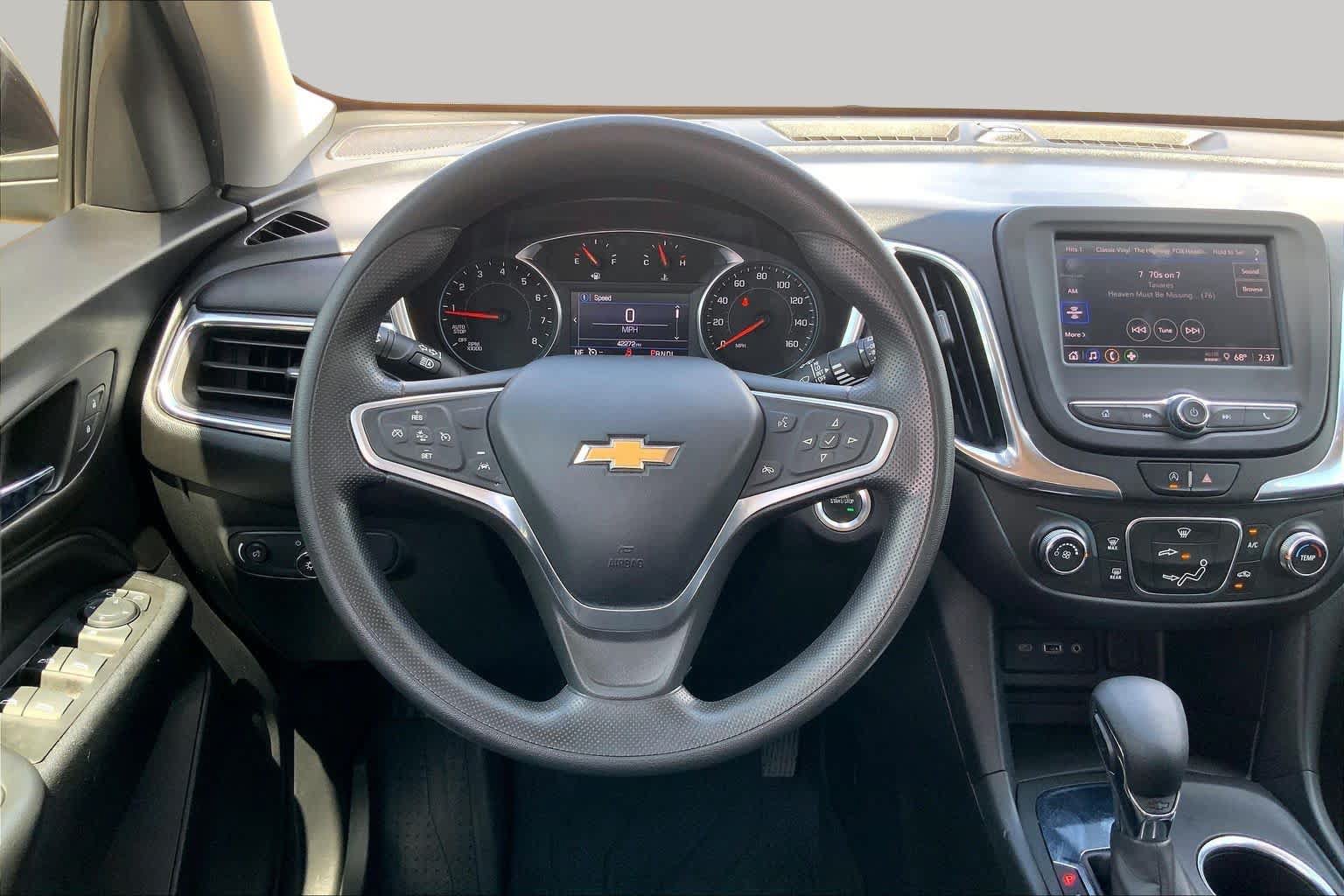 Used 2022 Chevrolet Equinox LT w/ LPO, Floor Liner Package FWD image 6
