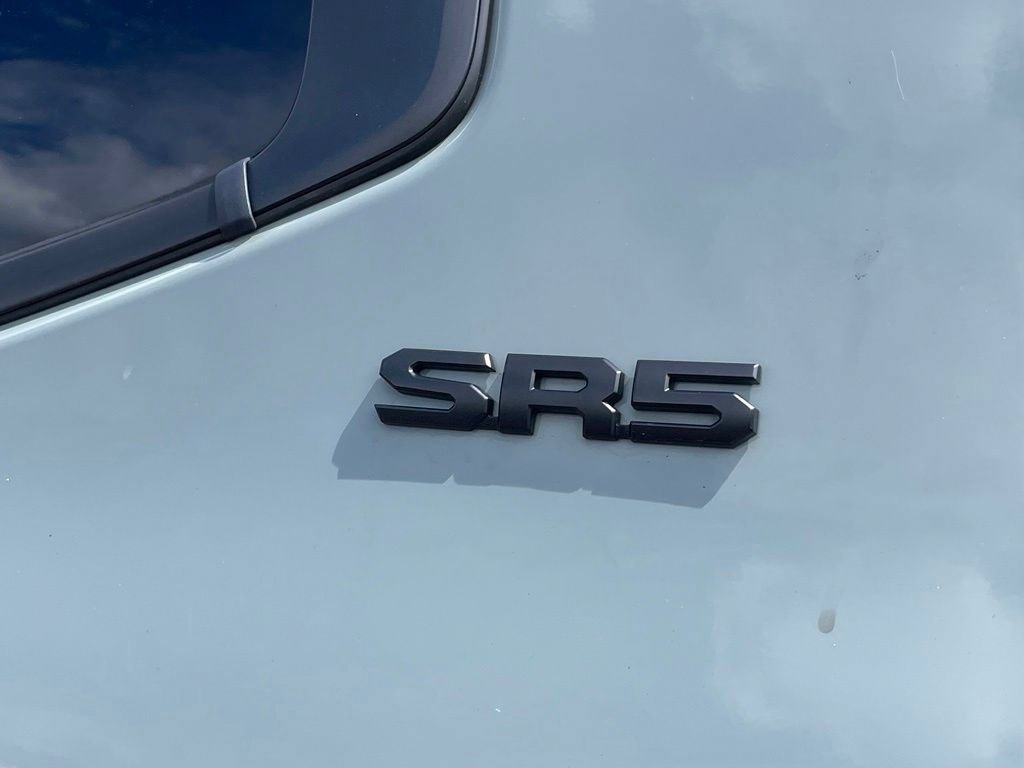 Used 2022 Toyota Tundra SR5 w/ TRD Sport Package AWD/4WD image 25