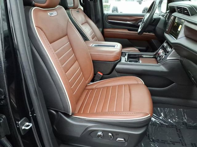 Used 2024 GMC Yukon XL Denali Ultimate image 26