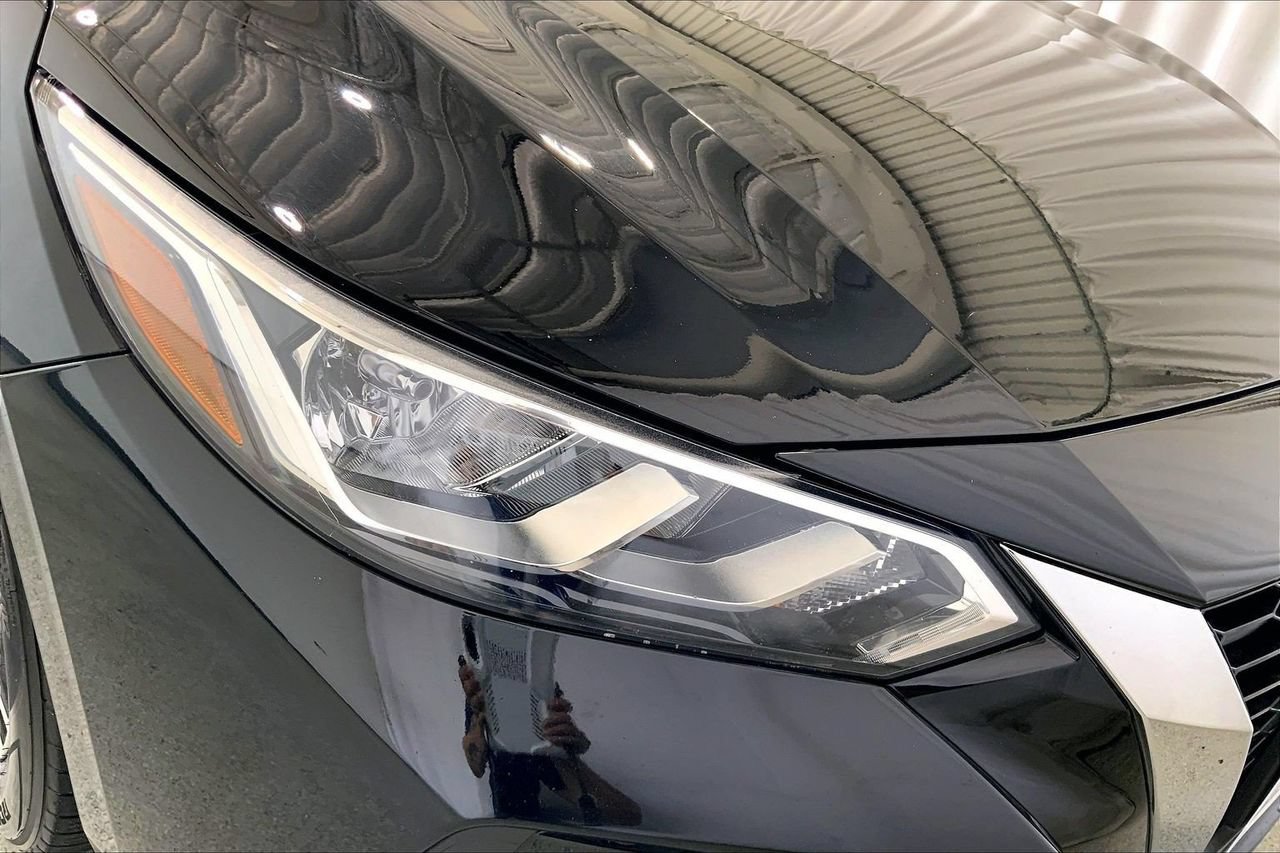 Used 2023 Nissan Sentra SV FWD image 28