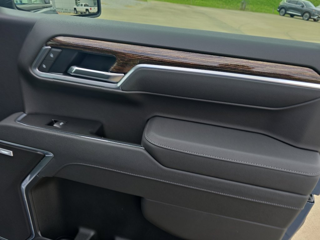 New 2026 GMC Sierra 1500 Elevation w/ Elevation Premium Package AWD/4WD image 15