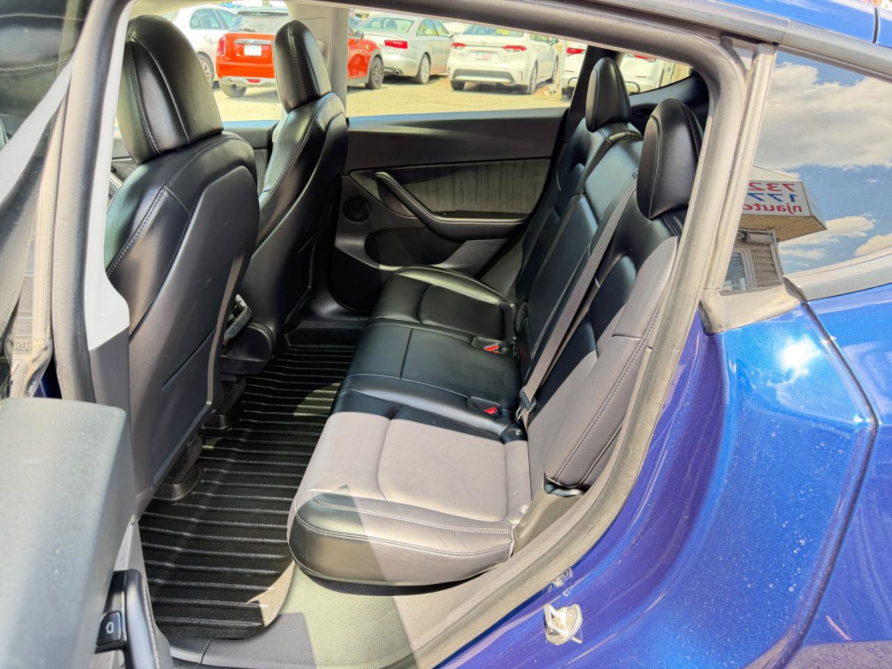 Used 2021 Tesla Model Y Performance AWD/4WD image 26