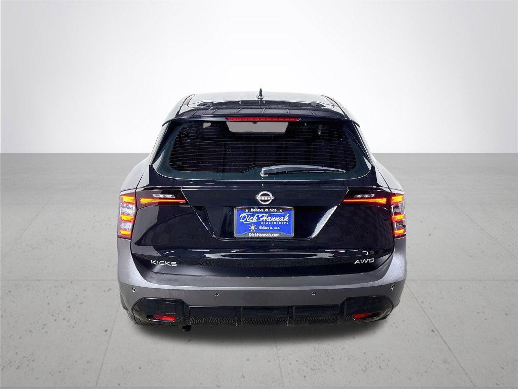 Used 2025 Nissan Kicks S AWD/4WD image 7