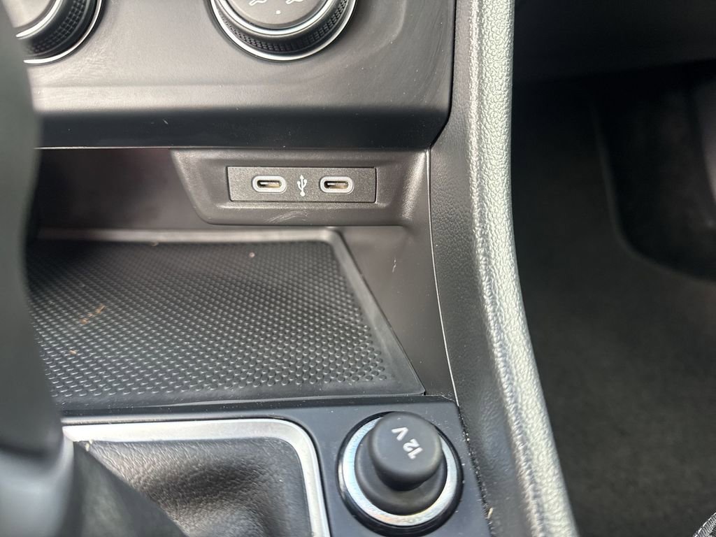 Used 2024 Volkswagen Jetta Sport image 29