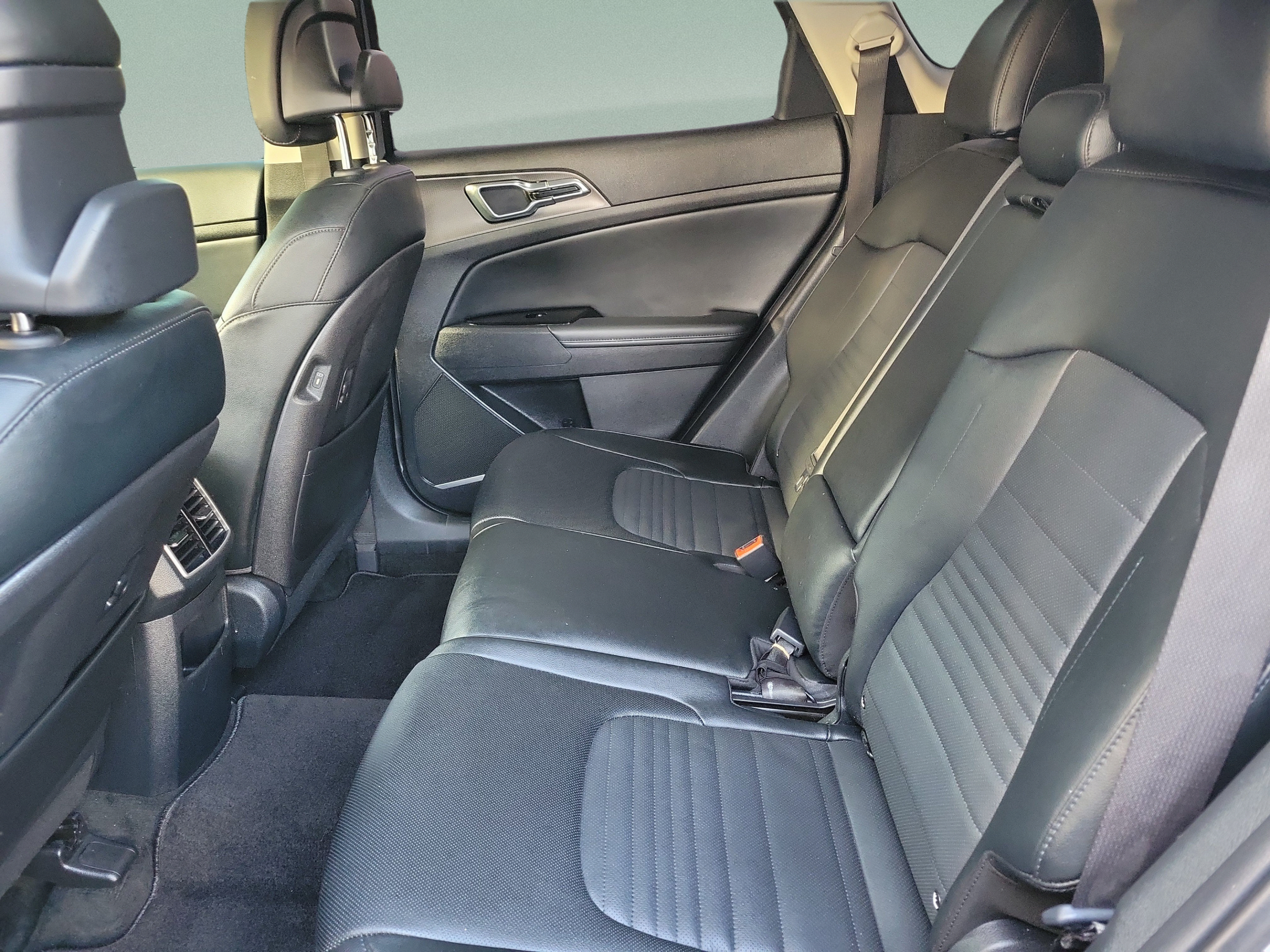 Used 2023 Kia Sportage SX FWD image 10