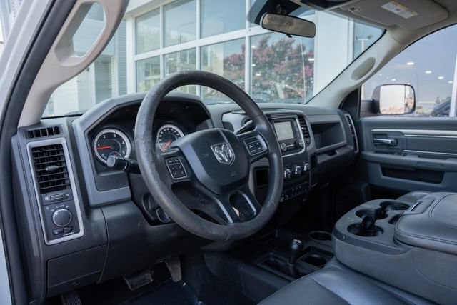 Used 2018 RAM 3500 Tradesman w/ Chrome Appearance Group AWD/4WD image 26