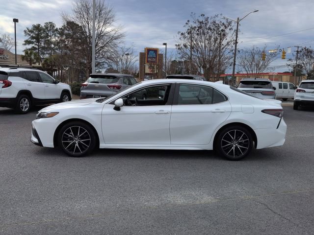 Used 2024 Toyota Camry SE w/ Convenience Package image 6
