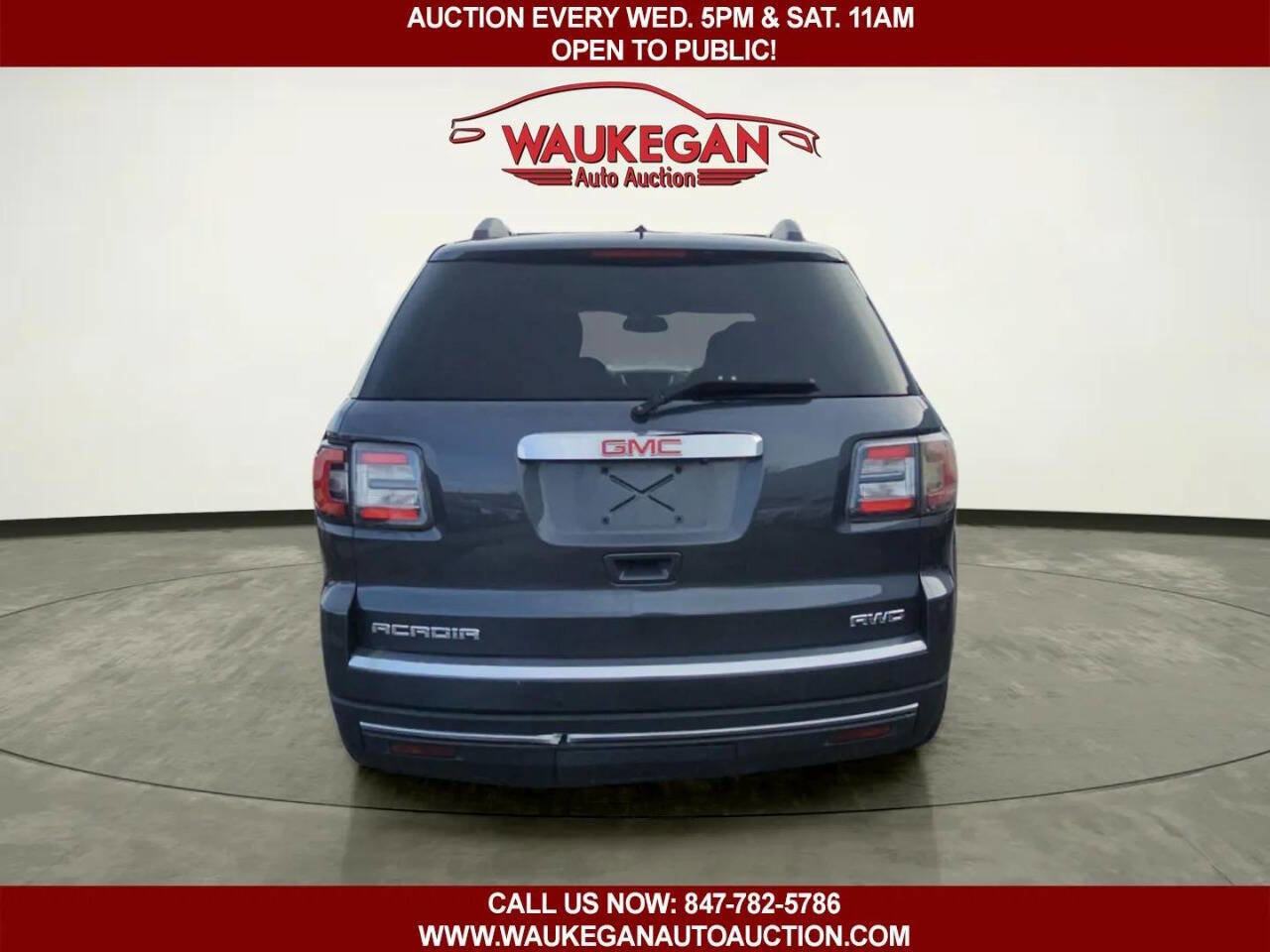 Used 2014 GMC Acadia SLE image 4