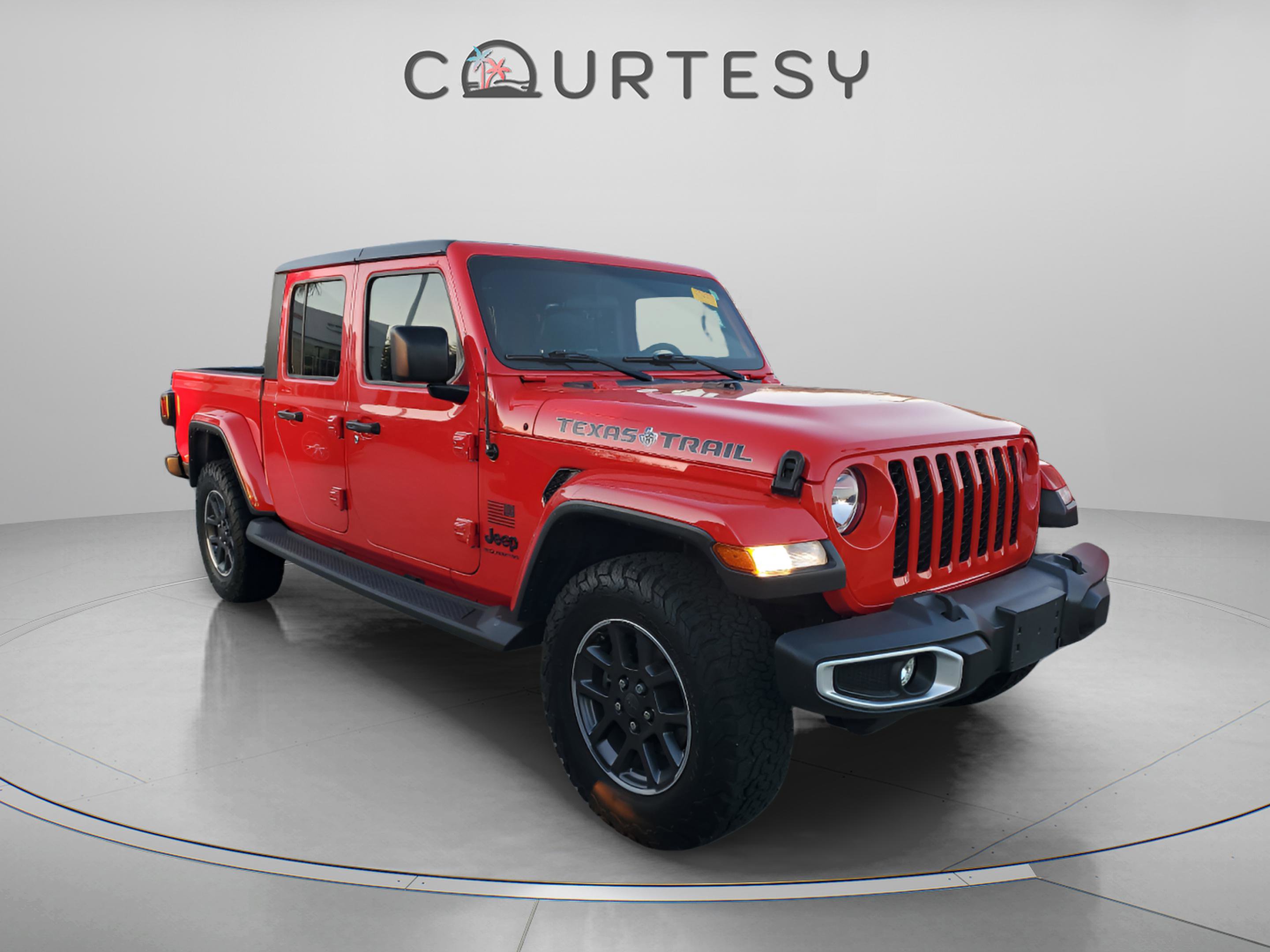 Certified 2023 Jeep Gladiator Sport AWD/4WD image 5