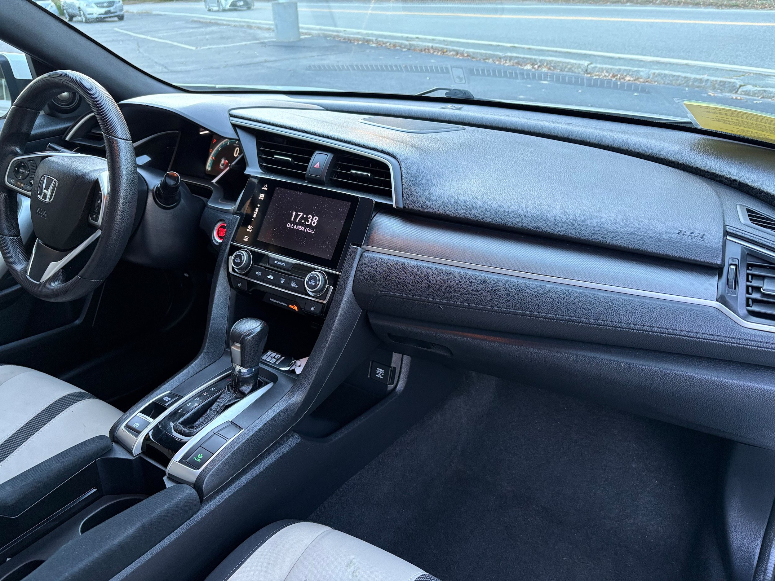 Used 2016 Honda Civic EX-T image 18