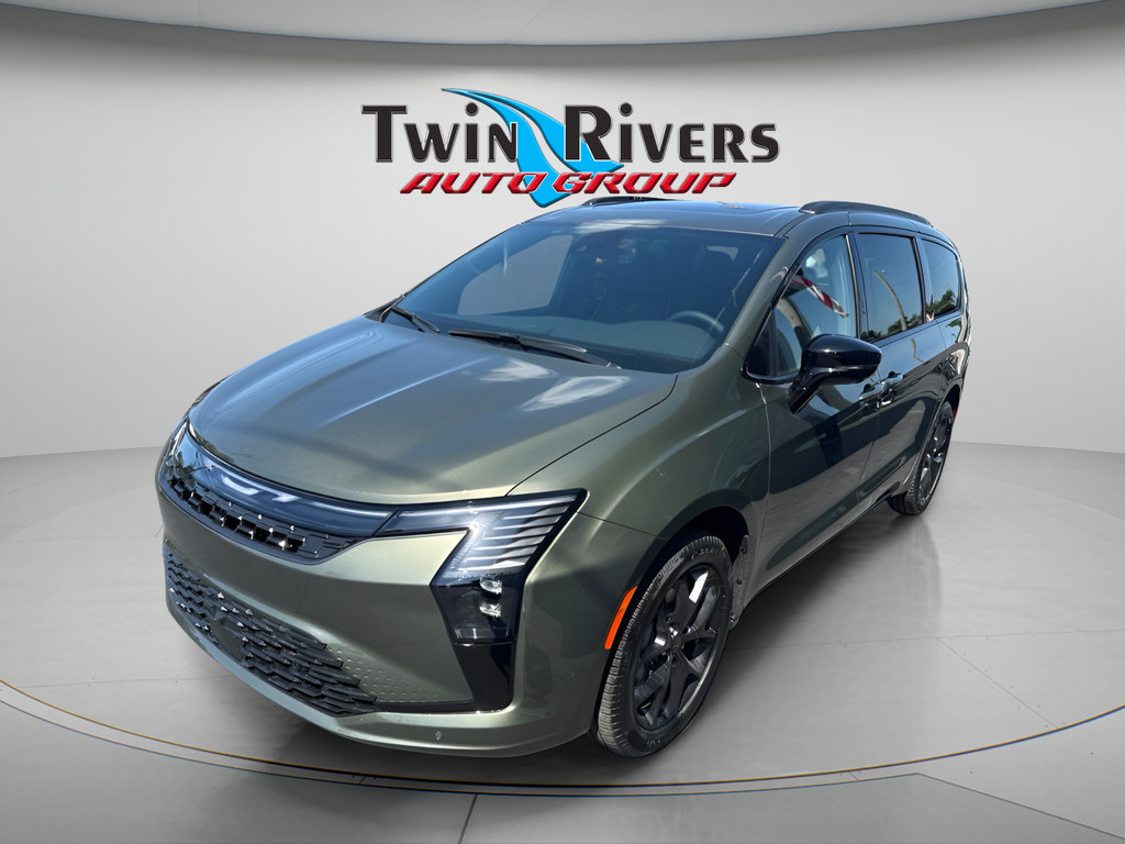 New 2027 Chrysler Pacifica Limited AWD/4WD image 1