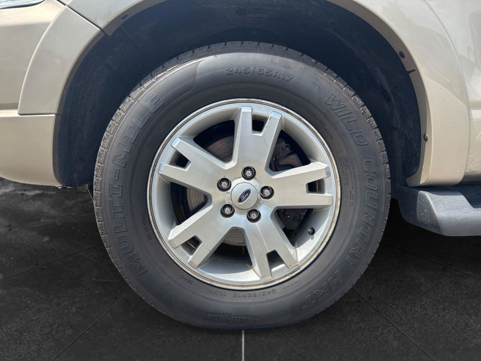 Used 2007 Ford Explorer XLT AWD/4WD image 9