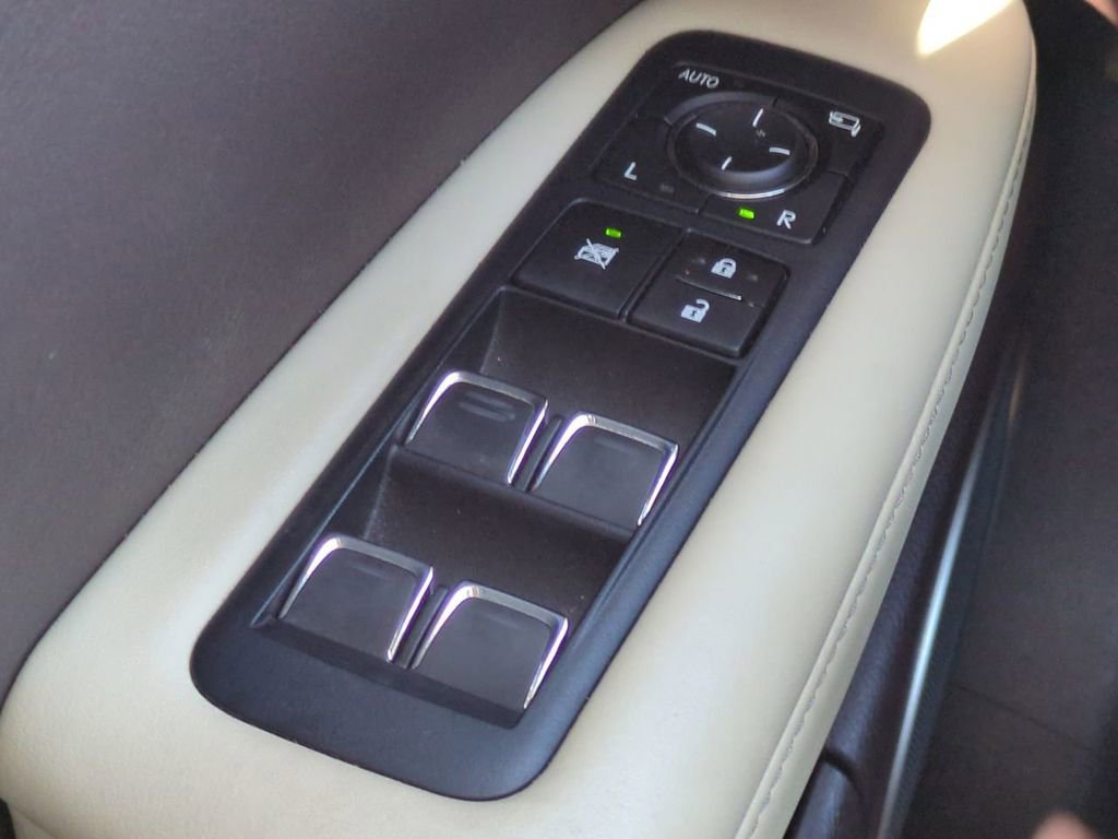 Used 2019 Lexus RX 350 AWD image 25