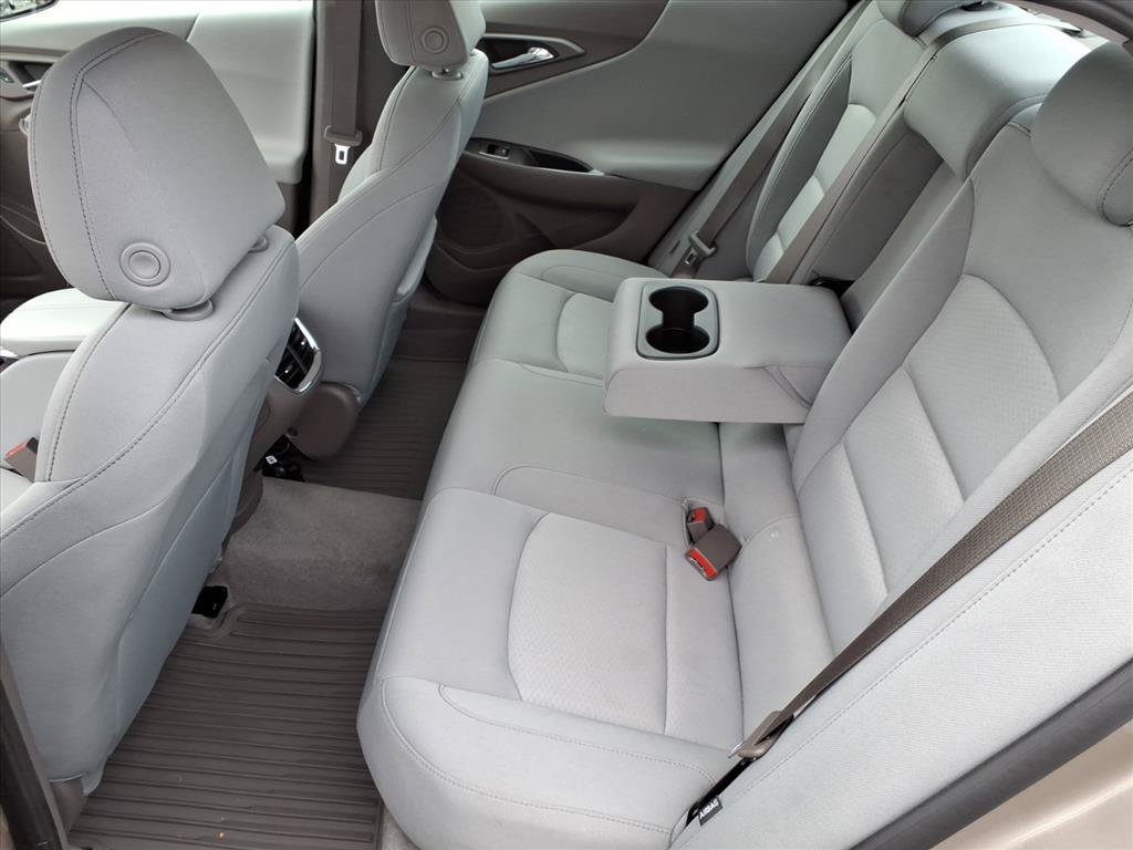 Used 2025 Chevrolet Malibu LT FWD image 13