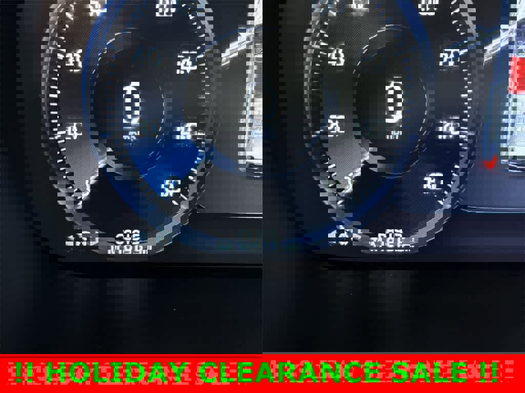 Used 2020 Volvo XC60 T5 Momentum image 18