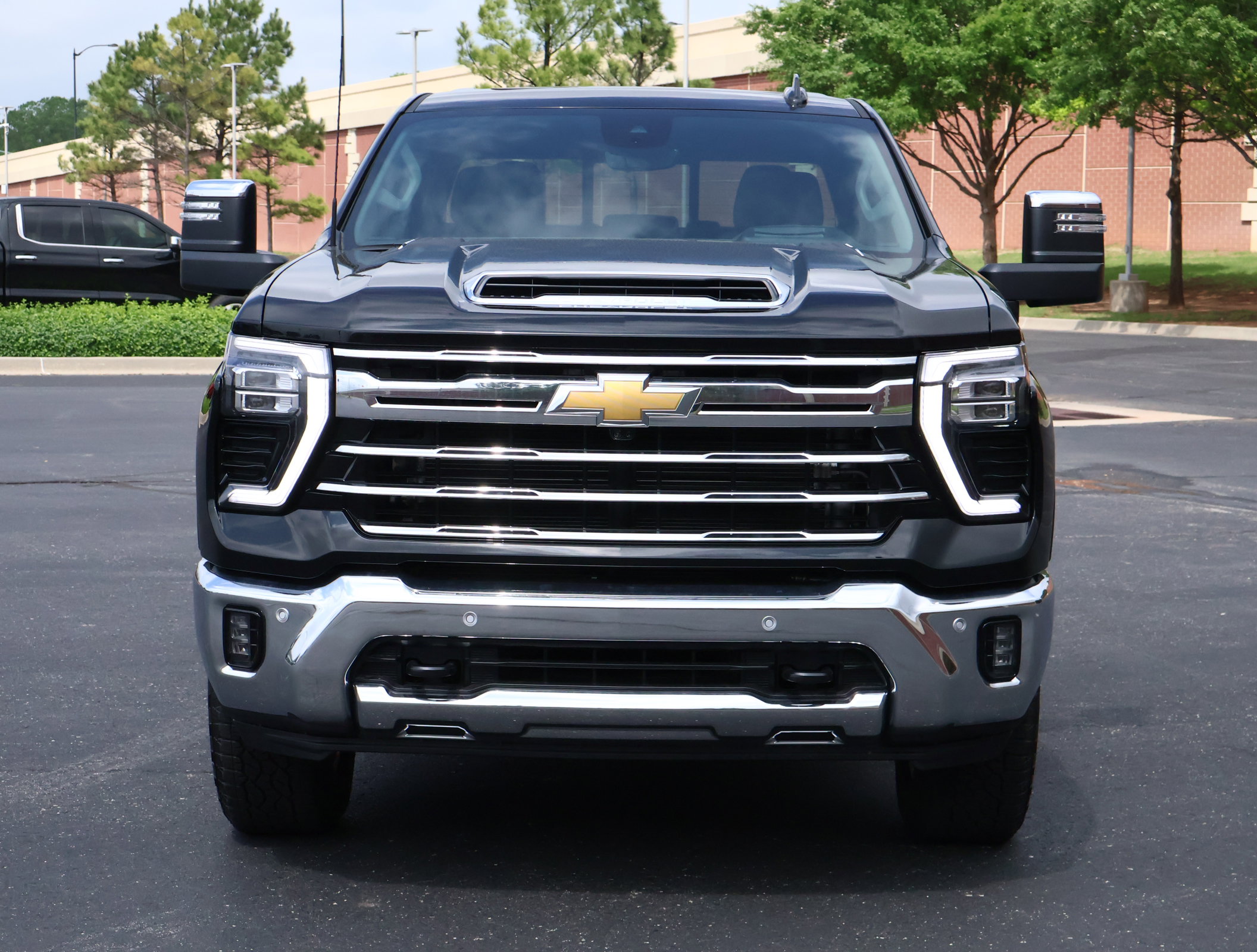 New 2026 Chevrolet Silverado 2500 LTZ w/ LTZ Convenience Package AWD/4WD image 30