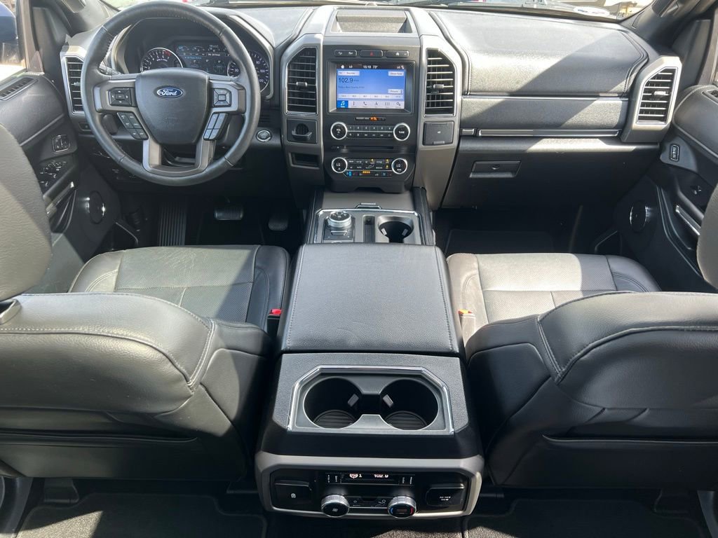 Used 2018 Ford Expedition XLT w/ Equipment Group 202A AWD/4WD image 25