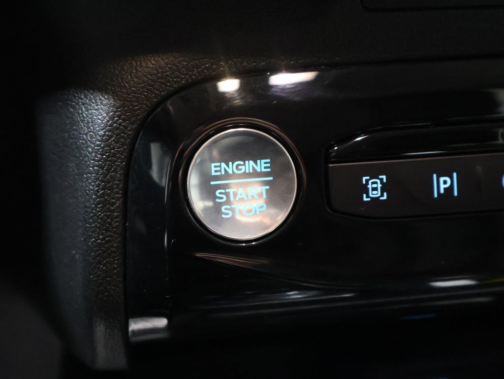 Used 2023 Ford Escape Platinum image 28