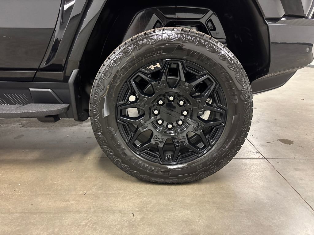 New 2026 GMC Hummer EV SUV image 13