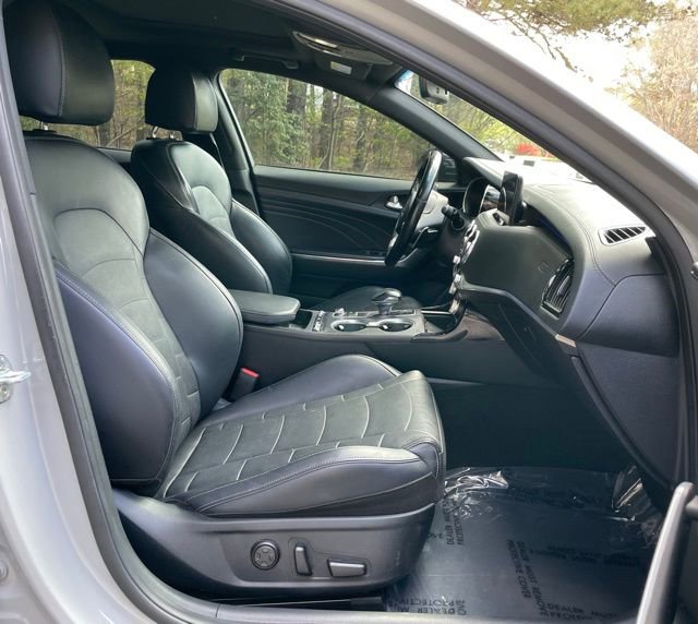Used 2022 Kia Stinger GT2 w/ Scorpion Package image 18