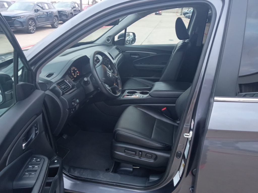 Used 2025 Honda Ridgeline RTL image 3