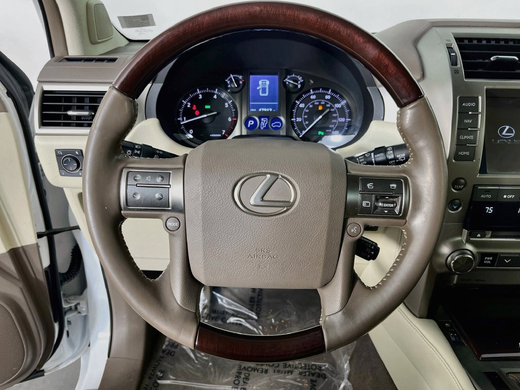 Used 2019 Lexus GX 460 Premium w/ Premium Package AWD/4WD image 13
