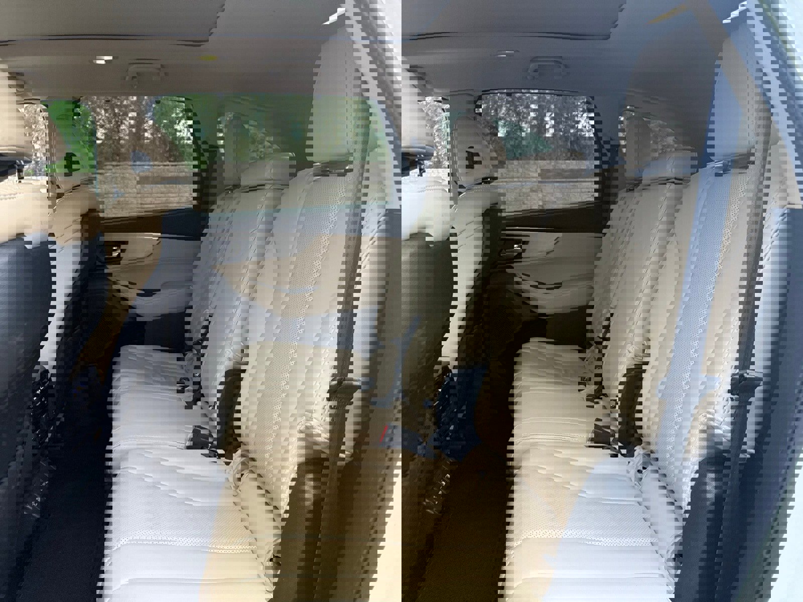 Used 2023 Acura MDX FWD w/ Technology Package image 9