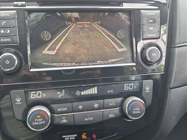 Used 2020 Nissan Rogue SV FWD image 13