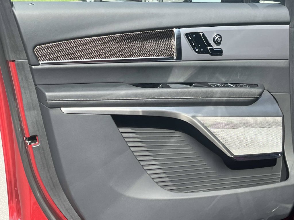 Certified 2026 Cadillac Vistiq Sport w/ LPO, Floor Liner Package AWD/4WD image 25
