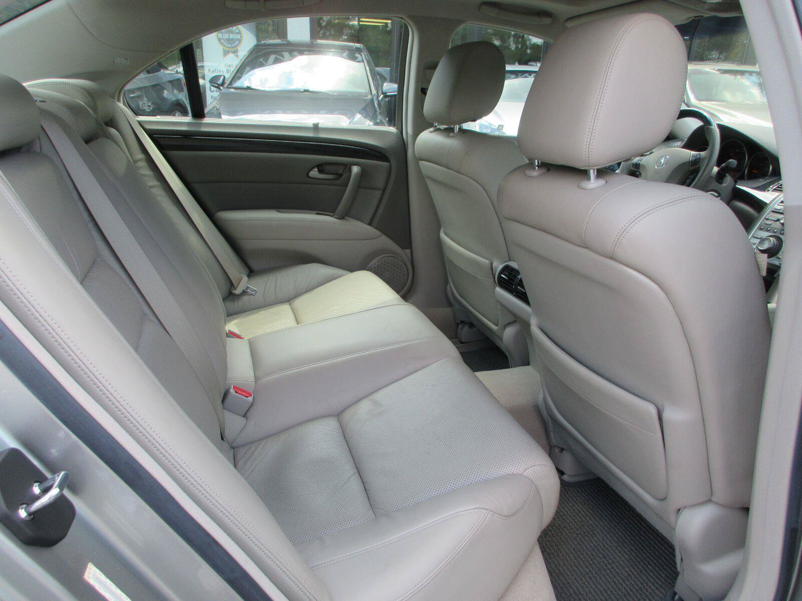Used 2010 Acura RL AWD/4WD image 18